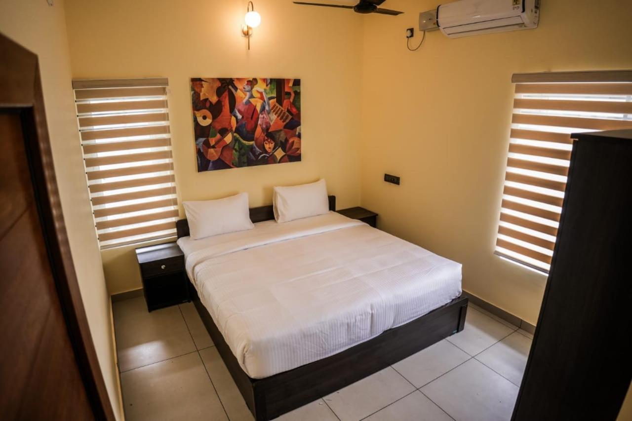 Zennova Furnished Apartment Alappuzha Buitenkant foto